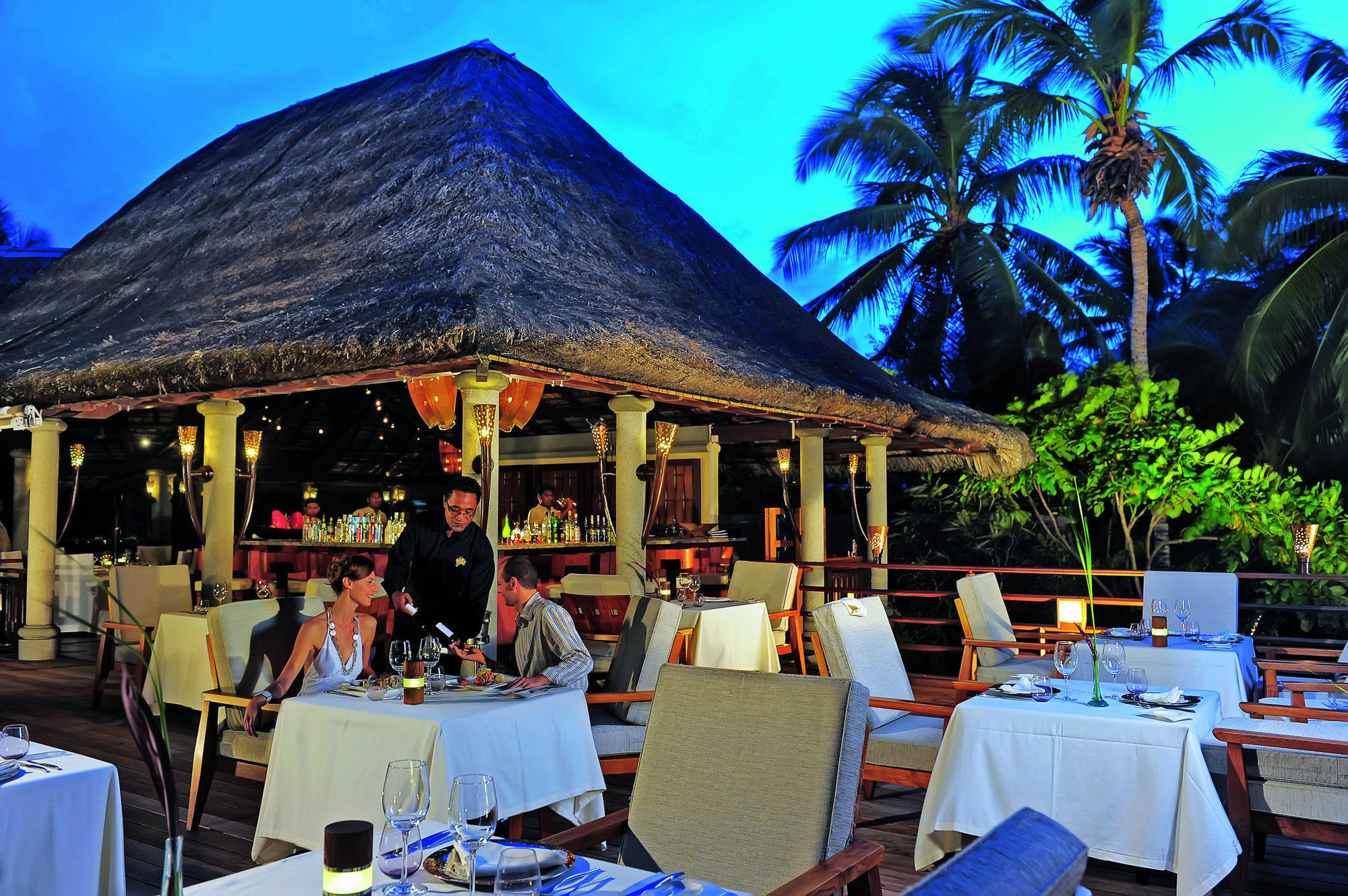 Constance Lemuria Grand Anse  Restaurant photo